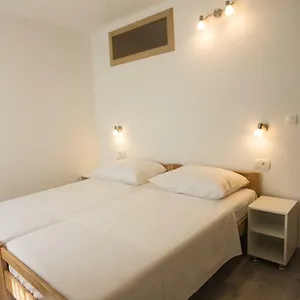 https://apartments-lovor-split.splithotels.org